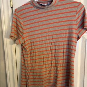 Reitmans Gray and Orange Short Sleeve Tee